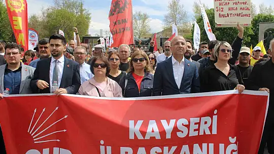 Kayseri'de 1 Mayıs halaylarla kutlandı
