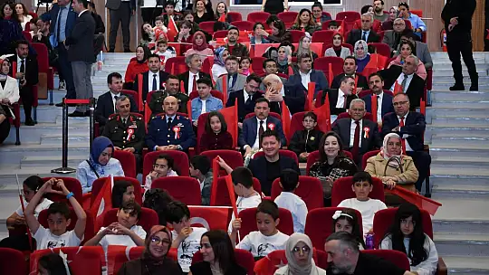 Kayseri'de 23 Nisan coşkuyla kutlandı