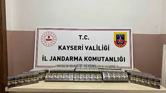 Kayseri'de 3 farklı tırdan 770 paket kaçak sigara ele geçirildi