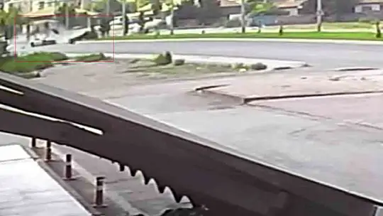 Kayseri'de 3 kişinin hayatını kaybettiği kaza güvenlik kamerasına yansıdı