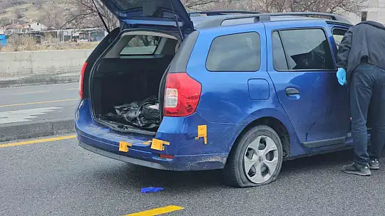 Kayseri'de 3 polis aracına çarparak kaçan suç makinası yakalandı