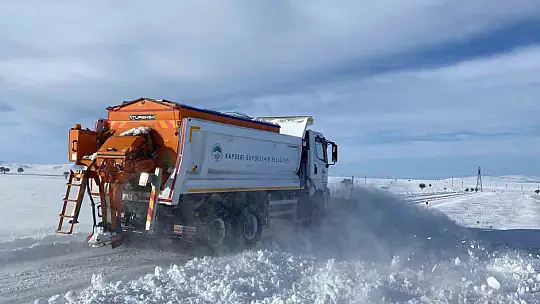 Kayseri'de 333 yol ulaşıma açıldı