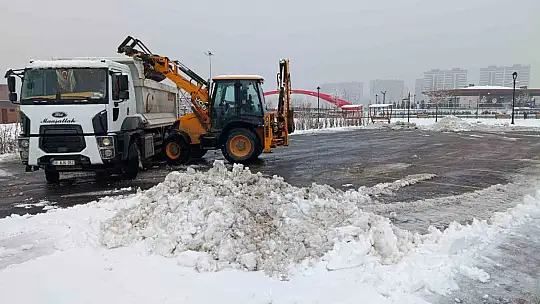 Kayseri'de 333 yol ulaşıma açıldı