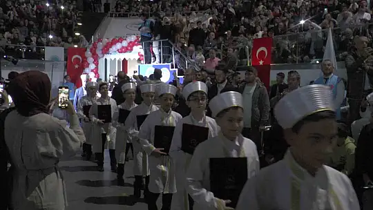 Kayseri'de 438 öğrenci Hafızlık Belgesi'ni aldı