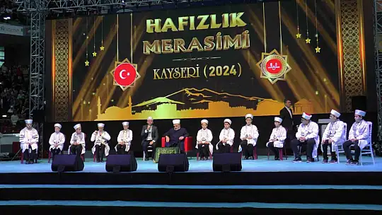 Kayseri'de 438 öğrenci Hafızlık Belgesi'ni aldı