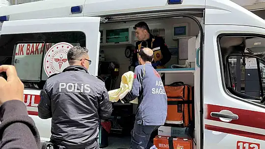 Kayseri'de 5 katlı binada yangın çıktı: 1'i bebek 5 kişi kurtarıldı