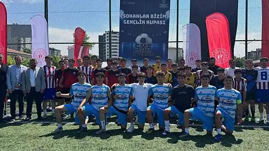 Kayseri'de 5x5 Futbol Gençlik Kupası başladı
