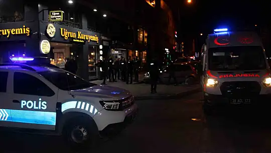 Kayseri'de 74 yaşındaki şahıs husumetlisini bıçakladı