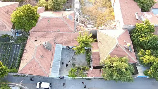 Kayseri'de 84 polis ile aranan şahıslara operasyon: 23 gözaltı