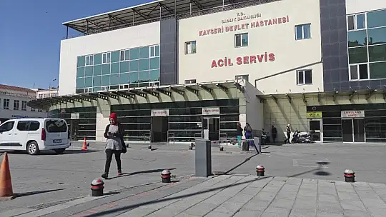 Kayseri'de acemi kasaplar soluğu acil serviste aldı