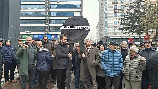 Kayseri'de Alevi örgütlerden CHP İl Başkanlığı'na 'siyah çelenkli' tepki