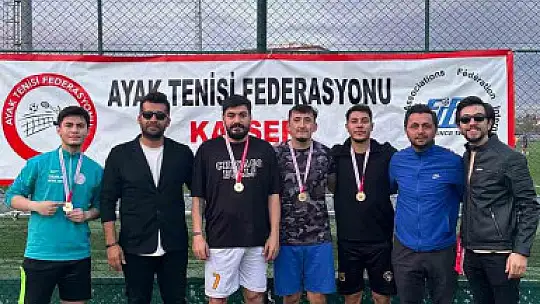 Kayseri'de Ayak Tenisi heyecanı yaşandı
