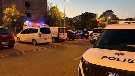 Kayseri'de bacağından bıçaklanan şahıs yaralandı