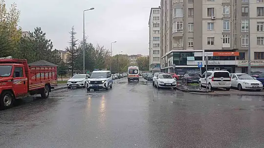 Kayseri'de bıçaklı kavga: 1 yaralı