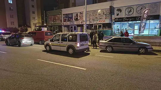 Kayseri'de bıçaklı kavga: 2 yaralı