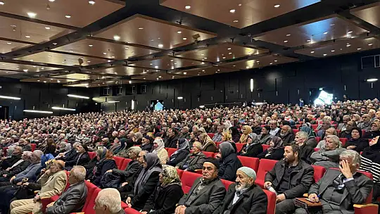 Kayseri'de bin 771 hacı adayına eğitim semineri verildi