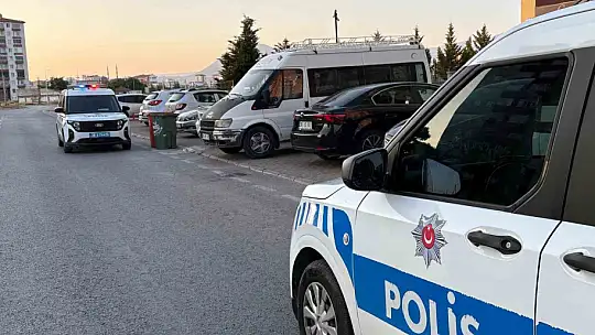 Kayseri'de bir kişi babası tarafından evde ölü bulundu