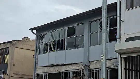 Kayseri'de çelik eşya üretim atölyesindeki patlama güvenlik kamerasında