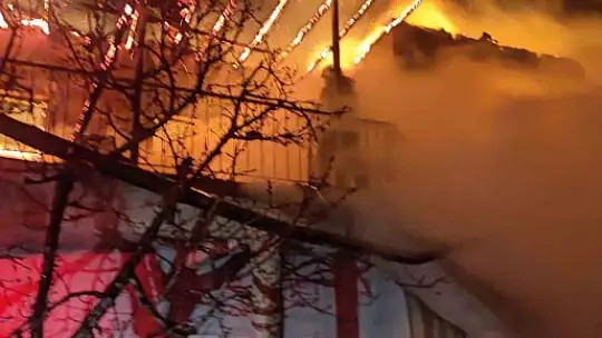 Kayseri'de ev yangını: Engelli kadın hayatını kaybetti, annesi yaralandı