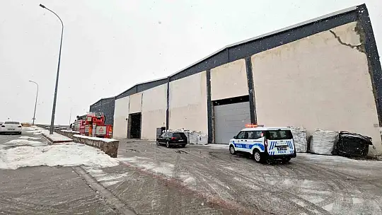 Kayseri'de feci iş kazası: Tamir etmek için girdiği plastik kırım kazanında hayatını kaybetti