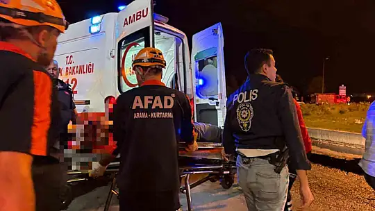 Kayseri'de feci kaza: Yolcu otobüsü ile yakıt tankeri taşıyan tır çarpıştı: Yaklaşık 30 yaralı