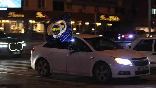 Kayseri'de Fenerbahçeli taraftarlardan Süper Kupa sevinci