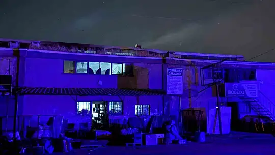 Kayseri'de Galvaniz kaplama atölyesinde çıkan yangın büyümeden söndürüldü