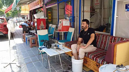 Kayseri'de hava sıcaklığı 40'ı aştı, vatandaş serinlemenin yollarını aradı