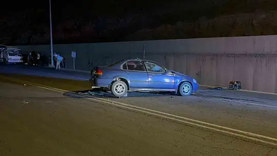 Kayseri'de iki araç kafa kafaya çarpıştı: 1 ölü, 3 yaralı