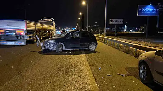 Kayseri'de iki otomobil çarpıştı: 1 yaralı