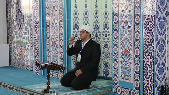 Kayseri'de imam hatip öğrencileri mesleki yarışmalarda ter döktü