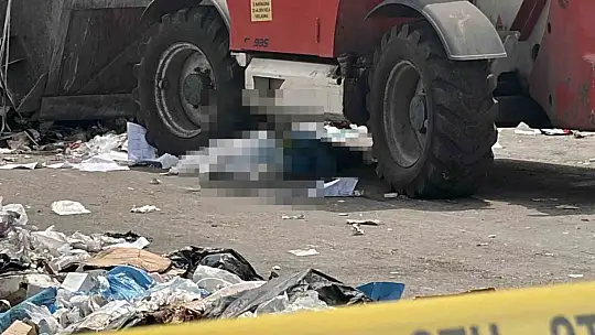 Kayseri'de iş makinesinin altında kalan denetimli serbestlik personeli hayatını kaybetti
