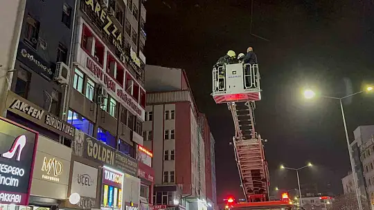 Kayseri'de iş merkezinde çıkan yangın söndürüldü