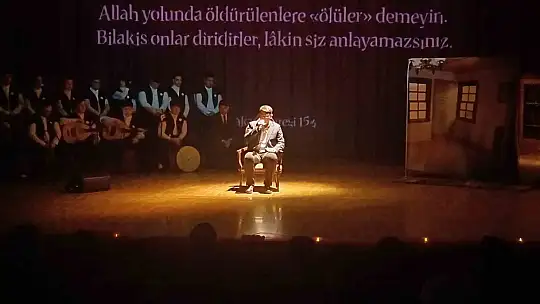 Kayseri'de İstiklal Marşı'nın 105. kabul yılı kutlandı