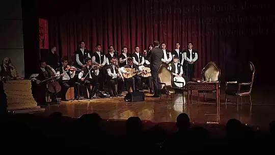 Kayseri'de İstiklal Marşı'nın 105. kabul yılı kutlandı