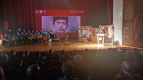 Kayseri'de İstiklal Marşı'nın 105. kabul yılı kutlandı