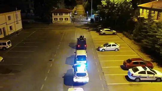 Kayseri'de kaçak alkol satışı yapanlara eş zamanlı operasyon: 8 gözaltı