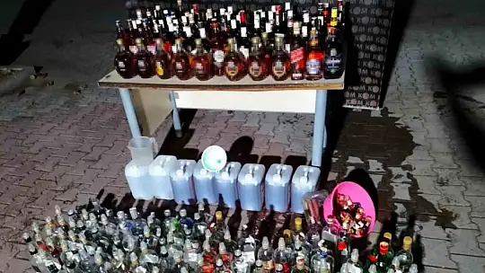 Kayseri'de kaçak alkol satışı yapanlara eş zamanlı operasyon: 8 gözaltı