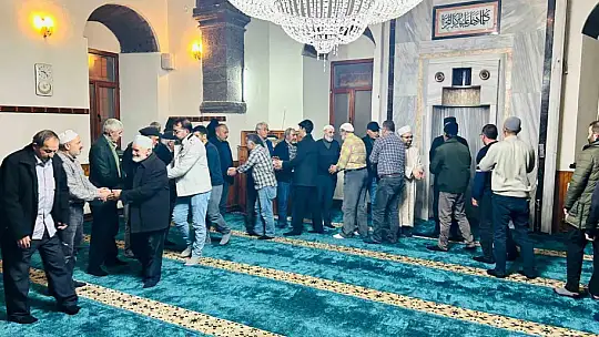 Kayseri'de Kadir Gecesi dualarla idrak edildi