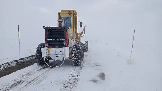 Kayseri'de kapanan 126 yol ulaşıma açıldı