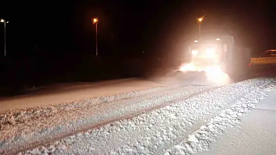 Kayseri'de kapanan 126 yol ulaşıma açıldı