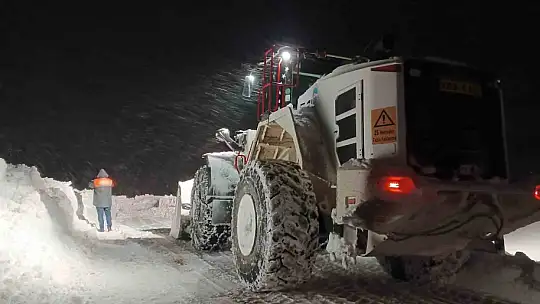 Kayseri'de kapanan 230 mahalle yolu ulaşıma açıldı