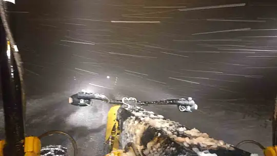 Kayseri'de kar yağışı ve tipi nedeniyle 128 yol ulaşıma kapalı