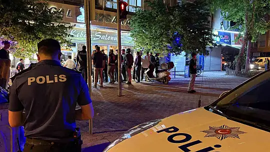 Kayseri'de kebap salonunda döner bıçaklı kavga: 2 yaralı