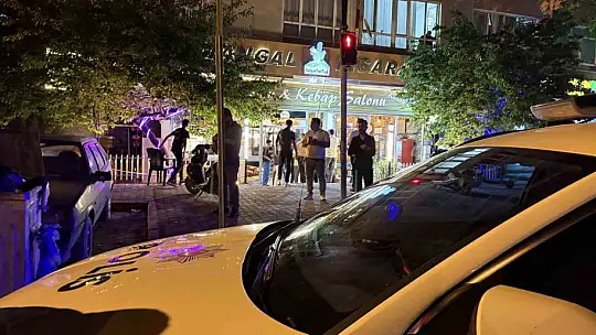 Kayseri'de kebap salonunda döner bıçaklı kavga: 2 yaralı
