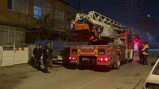 Kayseri'de komşuluk örneği: Ulaşamadığı komşusundan soğuk havada haber bekledi