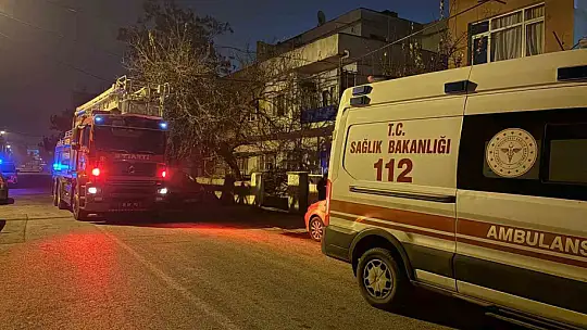 Kayseri'de komşuluk örneği: Ulaşamadığı komşusundan soğuk havada haber bekledi