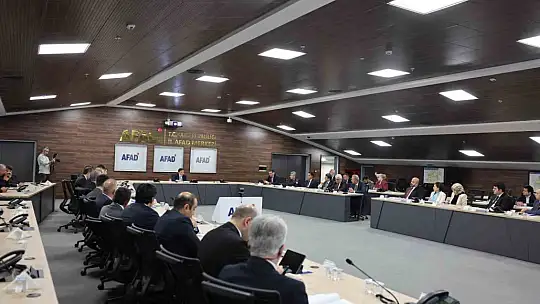Kayseri'de kurum müdürleri değerlendirme toplantısı yapıldı