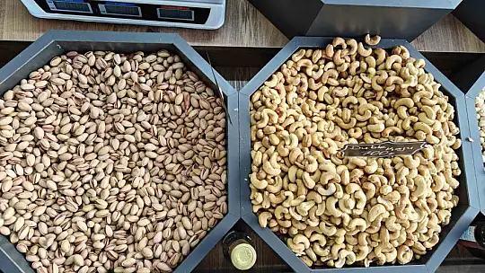 Kayseri'de kuruyemişte yılbaşı indirimleri