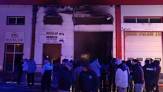 Kayseri'de masa sandalye atölyesinde yangın